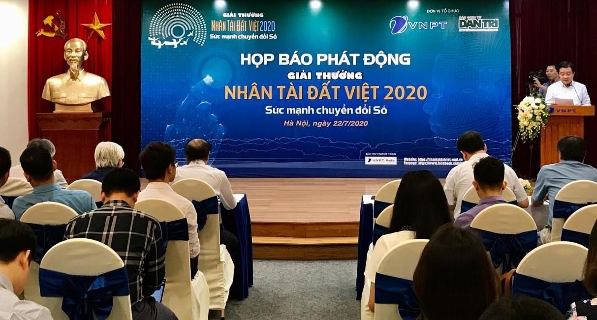 Giải thưởng Nhân tài Đất Việt 2020: "Sức mạnh chuyển đổi số"