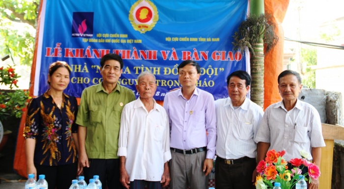 khanh thanh va ban giao 2 nha nghia tinh dong doi tai ha nam