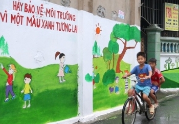 Độc đáo “con đường bích họa” ở làng quê Hà Nội