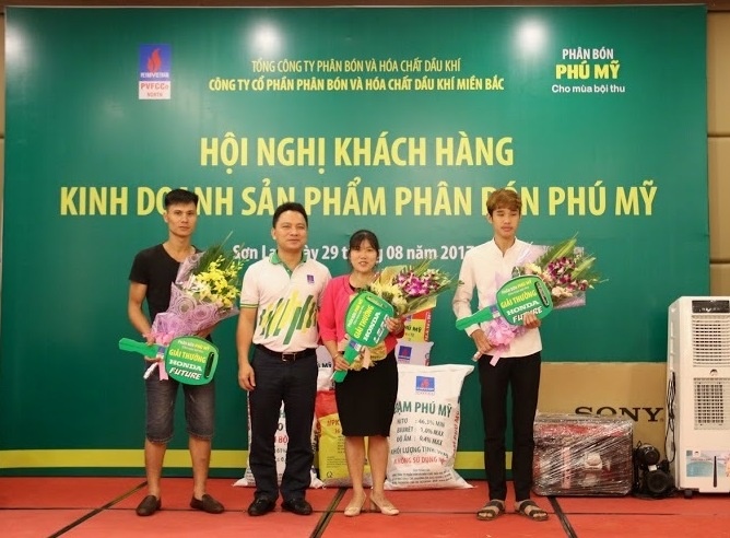 phan bon phu my dong hanh cung cay ngo son la