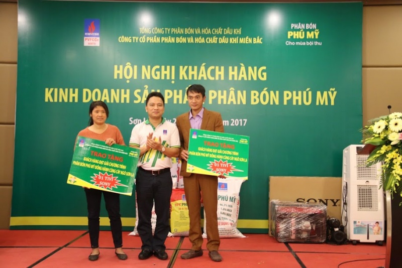 phan bon phu my dong hanh cung cay ngo son la