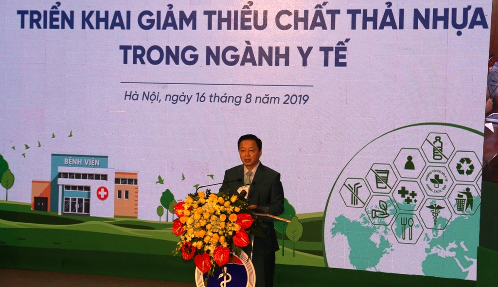 day manh trien khai giam thieu chat thai nhua trong nganh y te