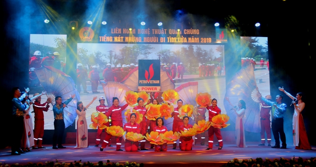 Những tiết mục đặc sắc tại Liên hoan “Tiếng hát Những người đi tìm lửa” năm 2019 nhung tiet muc hay o tieng hat nhung nguoi di tim lua nam 2019