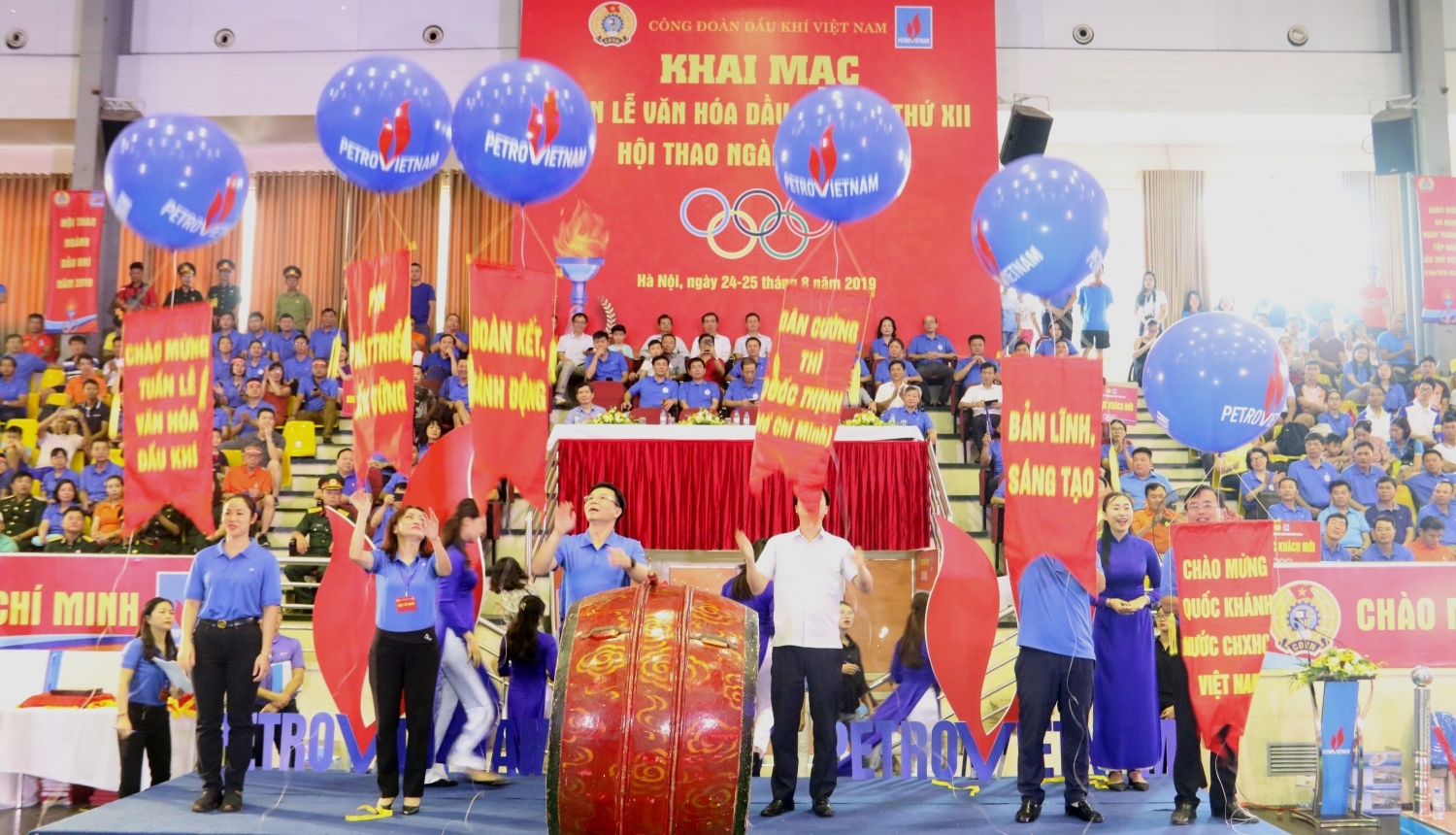 Khai mạc Tuần lễ Văn hóa Dầu khí lần thứ XII khai mac tuan le van hoa dau khi lan thu xii