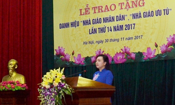 Thành lập Hội đồng cấp Nhà nước xét tặng danh hiệu “Nhà giáo Nhân dân”, “Nhà giáo Ưu tú”