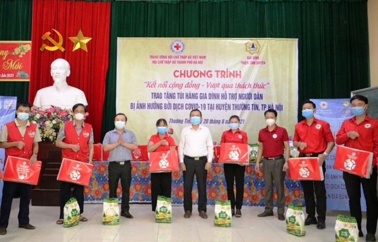 Hà Nội: Hỗ trợ người dân gặp khó khăn bởi dịch Covid-19