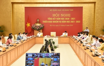 Năm học mới 2021-2022: Phải đảm bảo an toàn trường học gắn với tiêm vắc xin
