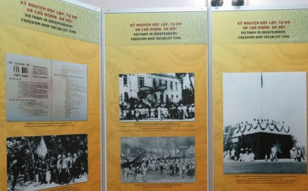 tai-hien-tien-trinh-lich-su-van-hoa-viet-nam-1