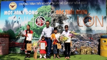 Trao giải “Một hành động nhỏ với rác thải nhựa lớn”