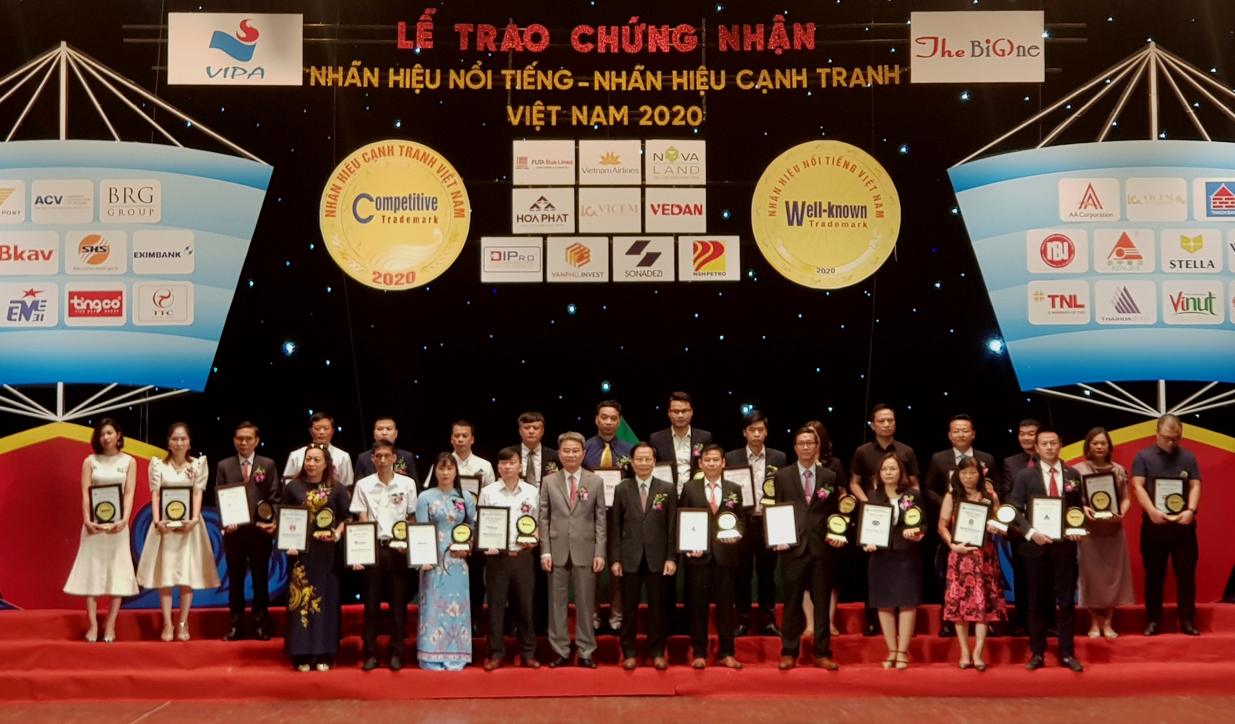 0803-nhan-hiyu-nyi-tiyng-nhan-hiyu-cynh-tranh-viyt-nam