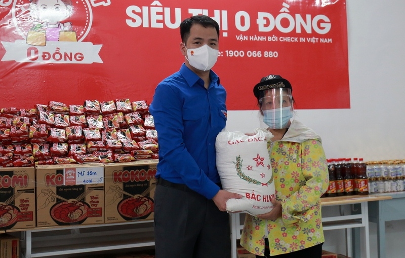 “Siêu thị 0 đồng - Share Mart” tiếp sức những hoàn cảnh khó khăn bởi dịch Covid-19