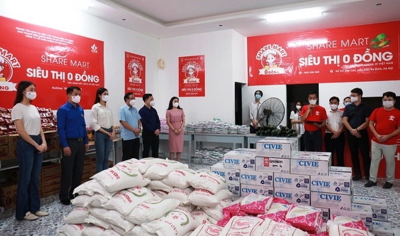“Siêu thị 0 đồng - Share Mart” tiếp sức những hoàn cảnh khó khăn bởi dịch Covid-19