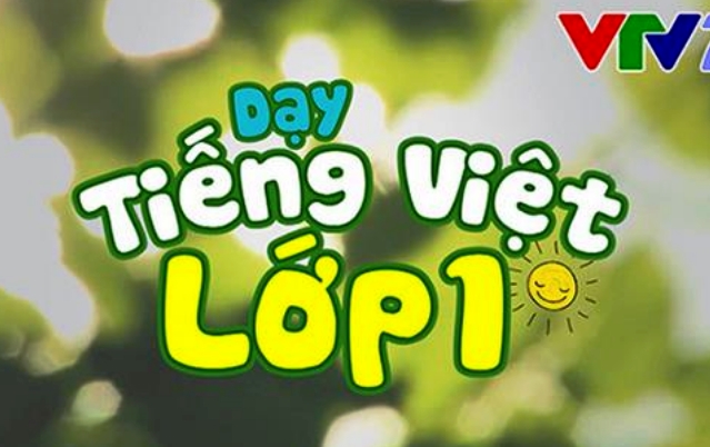 Học sinh lớp 1, 2 học bài trên 3 kênh truyền hình quốc gia