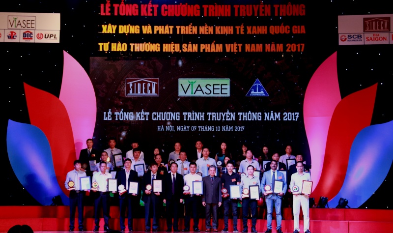 BSR được vinh danh Top 10 “Nhà máy xanh thân thiện” năm 2017 bsr duoc vinh danh top 10 nha may xanh than thien nam 2017