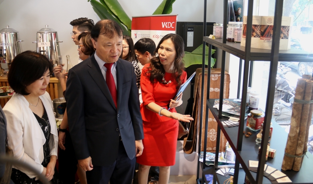 viet nam han quoc thuc day phat trien nganh cong nghiep thiet ke sang tao