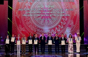 Vinh danh 10 công dân ưu tú Thủ đô 2018