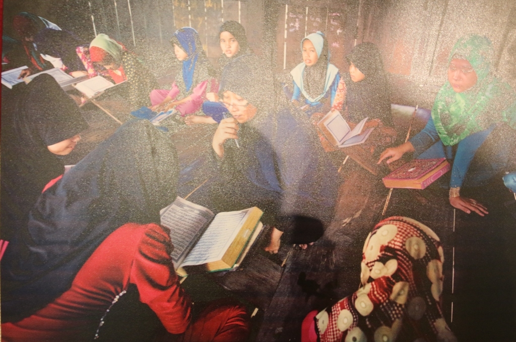 ton vinh dong gop cua phu nu nong thon qua anh