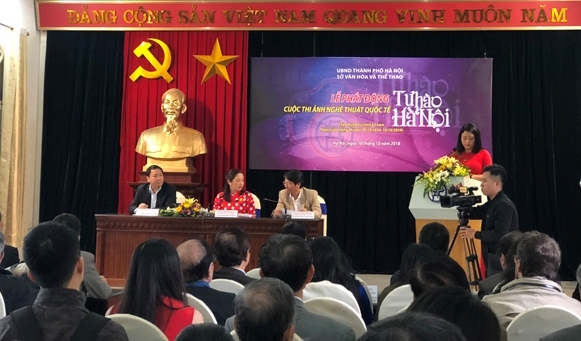 lan dau to chuc thi anh nghe thuat quoc te tu hao ha noi