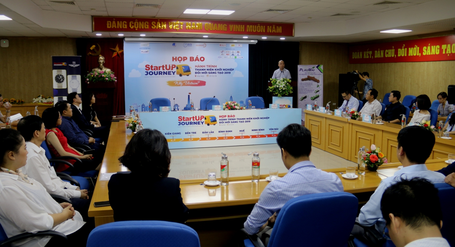 startup journey 2019 phat trien du lich gan voi bao ve moi truong