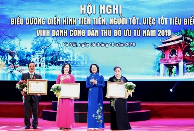 vinh danh 10 cong dan thu do uu tu 2019