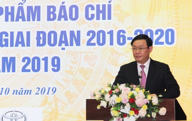 41 tac pham xuat sac dat giai bao chi ve cong tac giam ngheo nam 2019