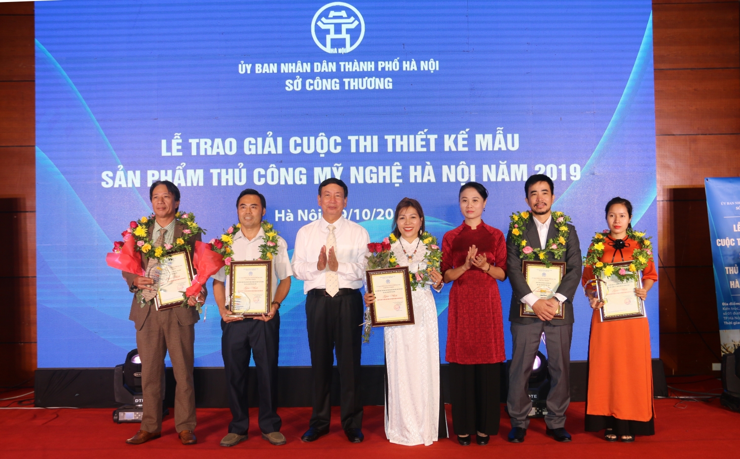 73 san pham dat giai thiet ke mau san pham thu cong my nghe ha noi nam 2019