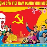 trung bay tu lieu quy ve chu tich ho chi minh