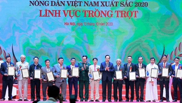 2146-ton-vinh-63-nong-dan-viyt-nam-xuyt-syc0