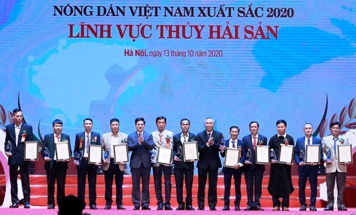 2213-63-nong-dan-viyt-nam-xuyt-syc-nym-2020