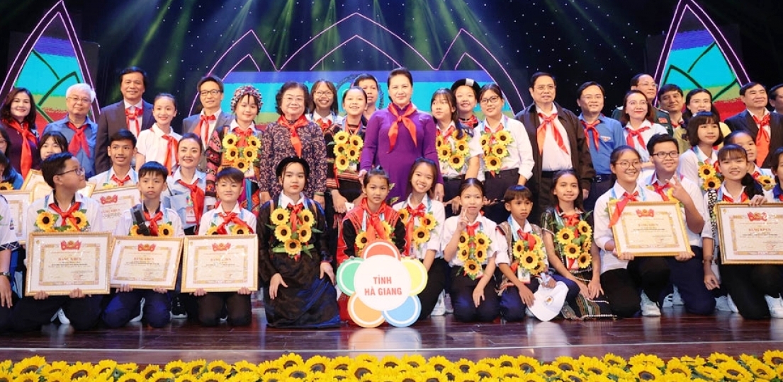 undefined 5748-tuyen-dyyng-chau-ngoan-bac-hy-toan-quyc