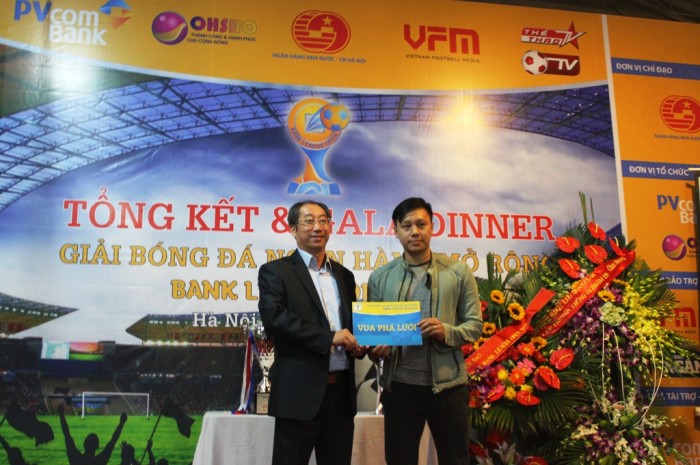 pvcombank dat giai ba bank league open 2015