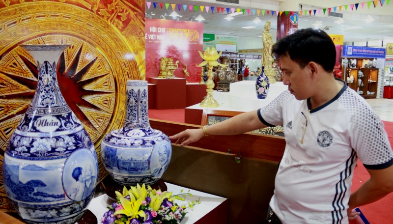 dac sac san pham lang nghe
