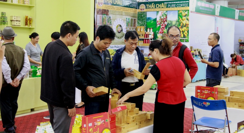 dac sac san pham lang nghe