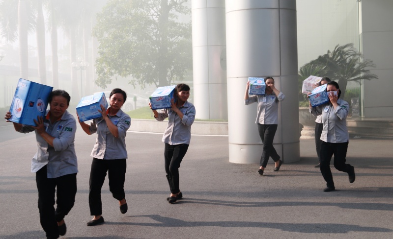 Diễn tập PCCC và cứu nạn tại Viện Dầu khí Việt Nam dien tap pccc va cuu nan tai vien dau khi viet nam