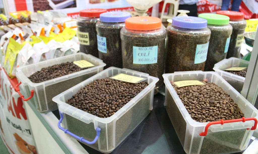 gan 250 doanh nghiep tham gia trien lam chuyen nganh thuc pham va do uong