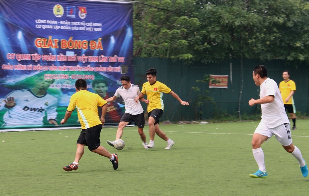 be mac giai bong da co quan tap doan dau khi viet nam 2018