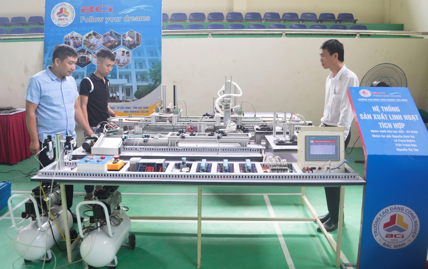 hon 50 quoc gia tham gia ngay hoi techfest viet nam 2019