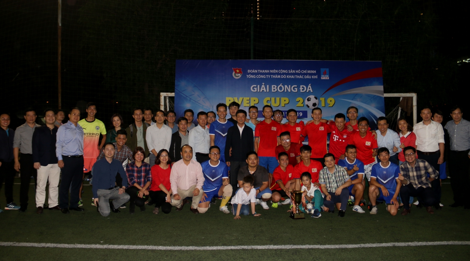 soi noi giai bong da pvep 2019