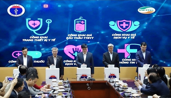 Người dân có quyền được biết và giám sát các dịch vụ mà ngành y tế cung cấp
