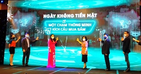 Hà Nội kích hoạt “Ngày không dùng tiền mặt năm 2021”