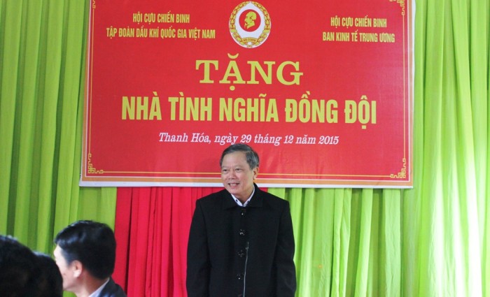tang nha nghia tinh dong doi cho ccb hoan canh kho khan