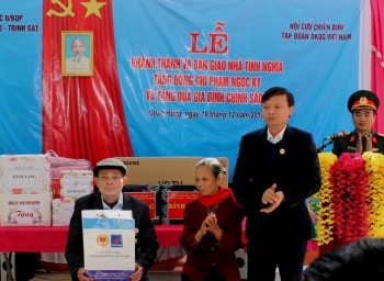 Trao nhà “Nghĩa tình đồng đội” tại Phú Thọ