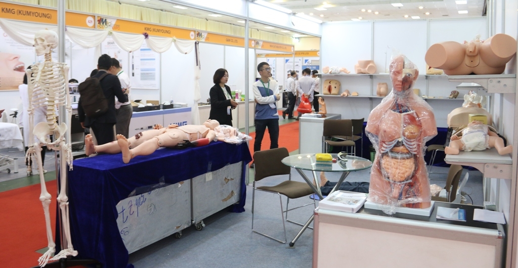 vietnam medipharm expo 2018 noi hoi tu nhung thuong hieu lon cua nganh y duoc