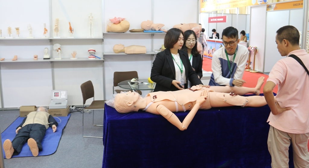 vietnam medipharm expo 2018 noi hoi tu nhung thuong hieu lon cua nganh y duoc