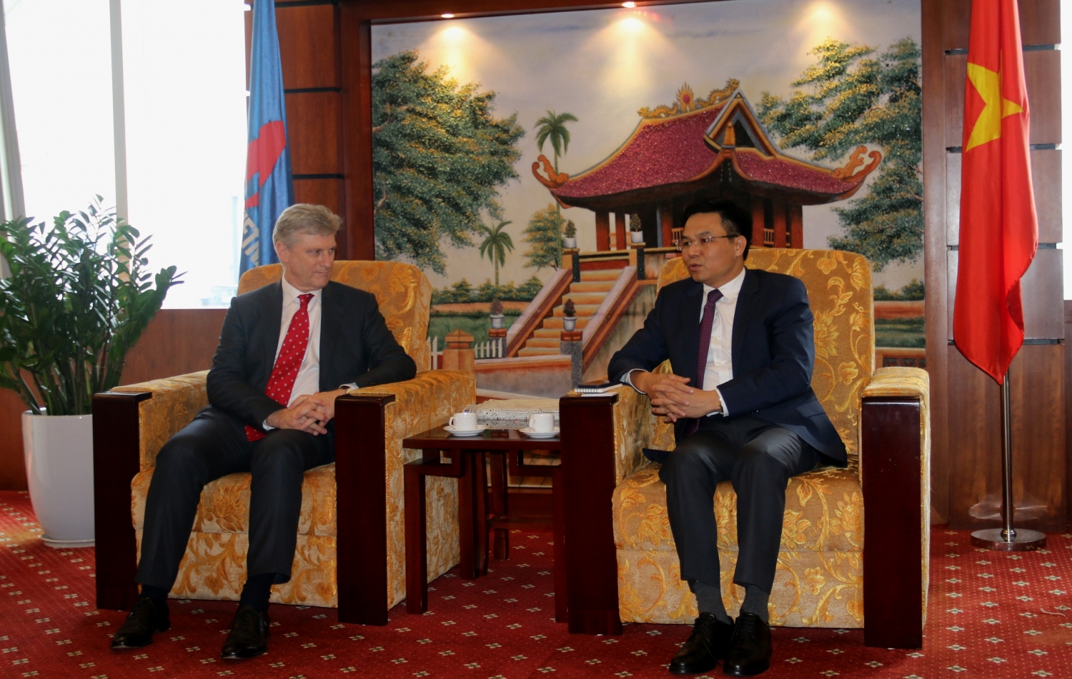 lanh dao petrovietnam tiep pho chu tich tap doan shell ha lan