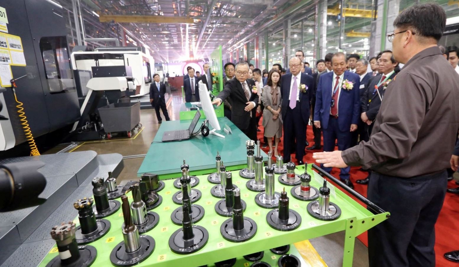 khanh thanh nha may dong co may bay hanwha aero engines tai khu cong nghe cao hoa lac