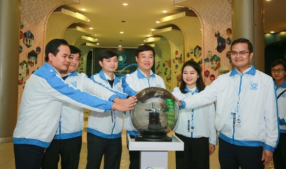 robot may in 3d duoc trung bay tai trien lam khat vong sinh vien viet nam