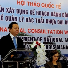 day manh trien khai giam thieu chat thai nhua trong nganh y te