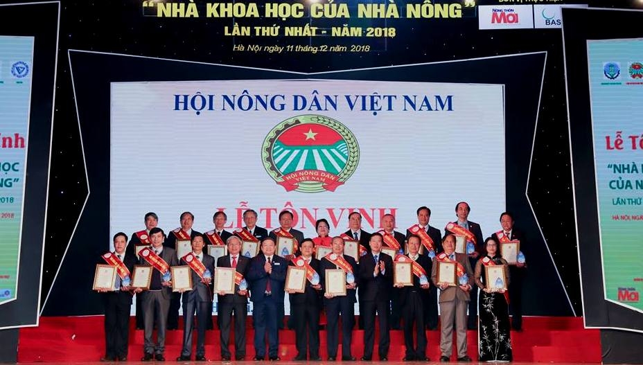 ton vinh 53 nha khoa hoc cua nha nong lan thu nhat nam 2018