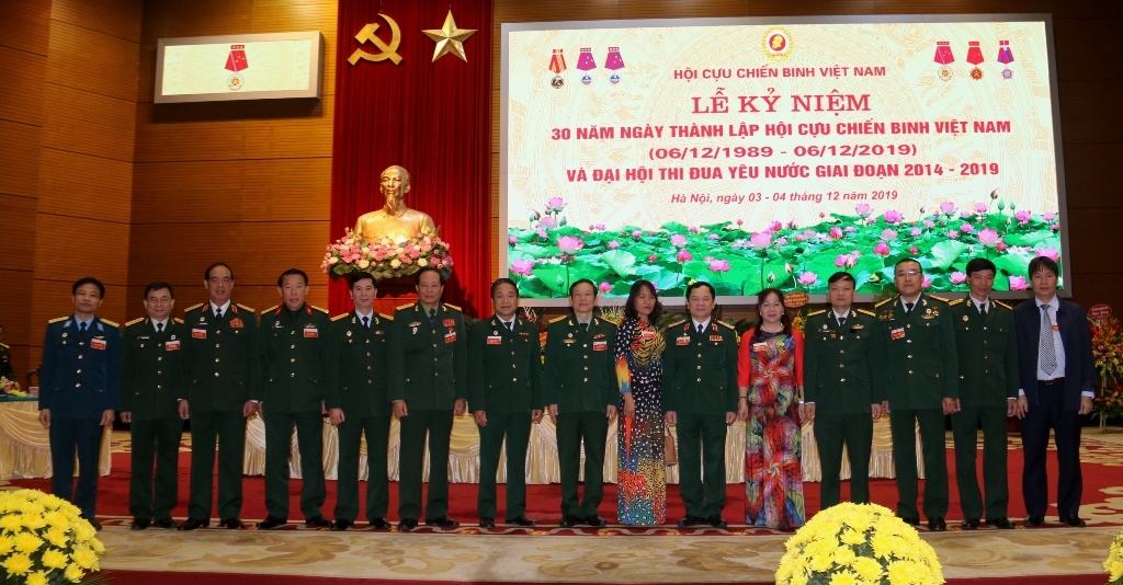 hoi ccb tap doan phat huy vai tro trong san xuat kinh doanh va cong tac den on dap nghia